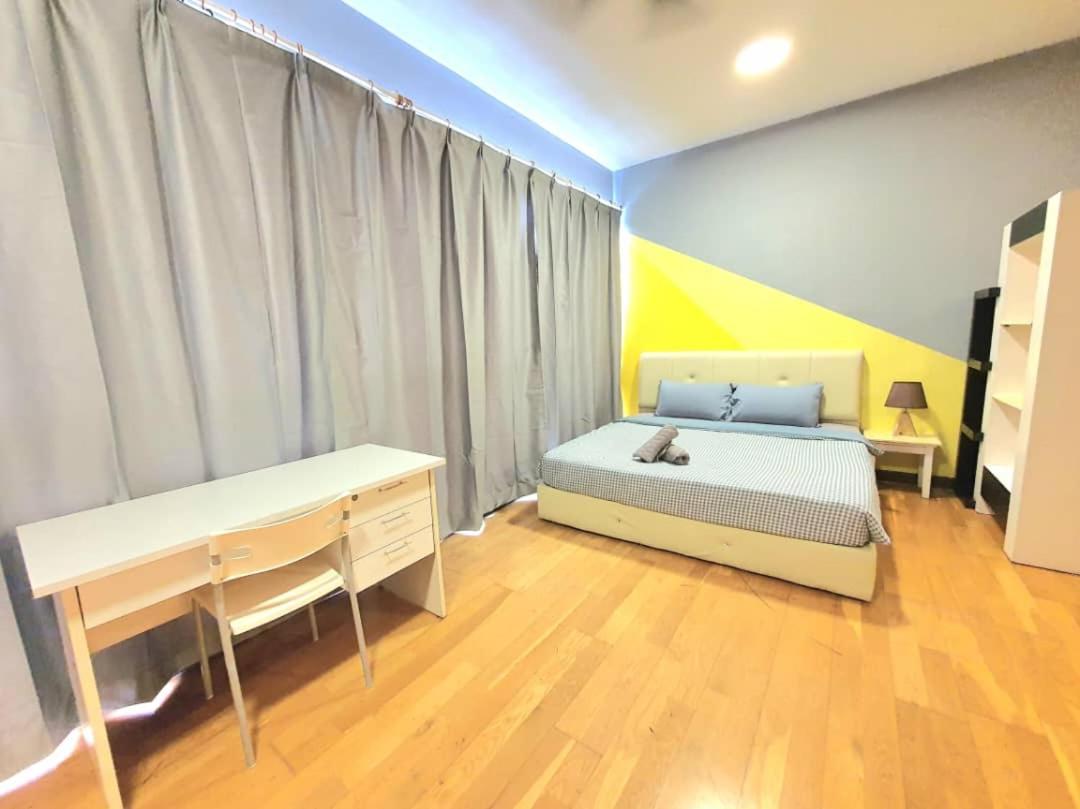 Regalia Suites Klcc View Rooftop Infinity Pool By Angkasa Homes Kuala Lumpur Ngoại thất bức ảnh